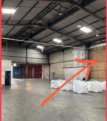 Gul Avenue (D22), Warehouse #575691071